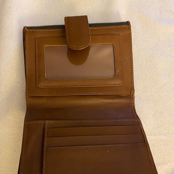 🌼Christian Dior vintage Wallet🌺 - Picture 4 of 8